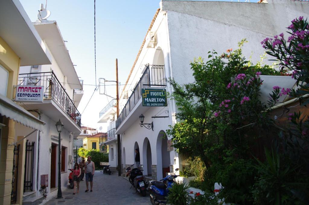 Hotel Marlton Skiathos Room photo