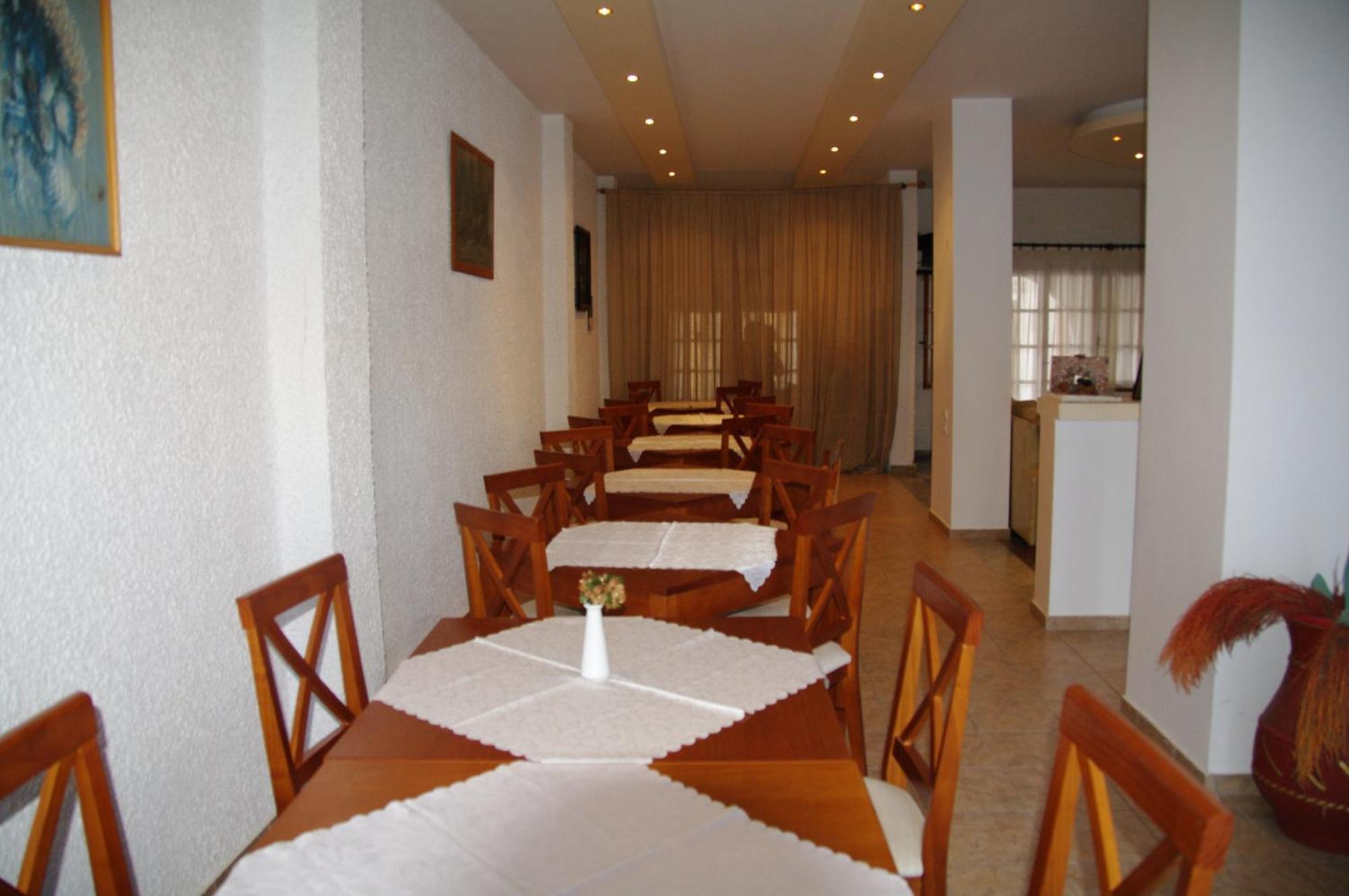 Hotel Marlton Skiathos Exterior photo