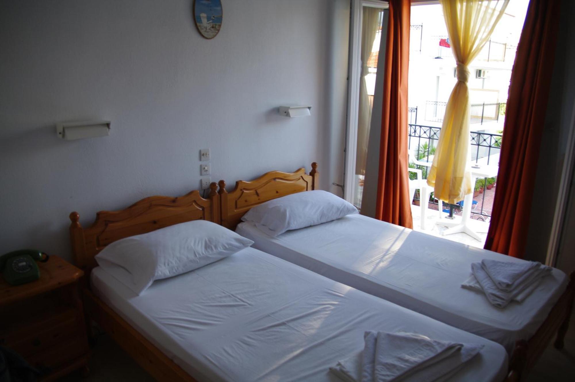 Hotel Marlton Skiathos Exterior photo